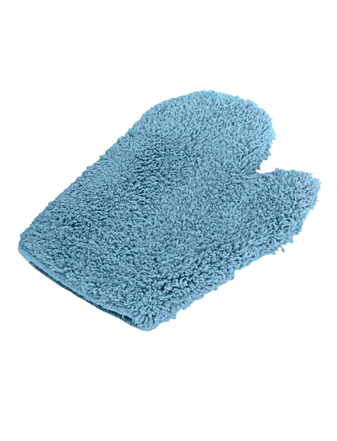 The Sunland-Protection Microfiber Wash Mitt 2 IN 1, looking like an oven mitt, is shown on a white background. Its soft, fluffy lint-free fabric makes it perfect for diverse cleaning tasks.